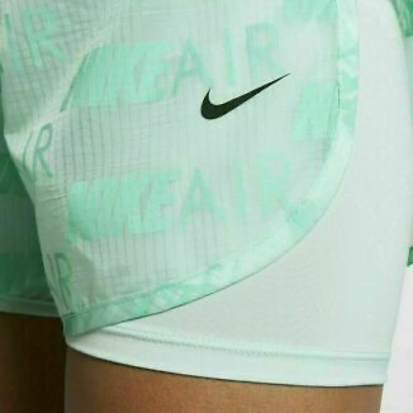 Nike Air Womens 2 in 1 Running Gym Shorts MINT Green Size Small - Picture 6 of 15